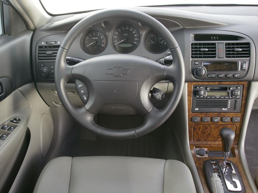  Chevrolet Evanda 2004 года  (фото 7 из 16)
